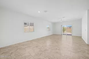 18109 N Madison Rd, Maricopa, AZ 85139 - Photo 5