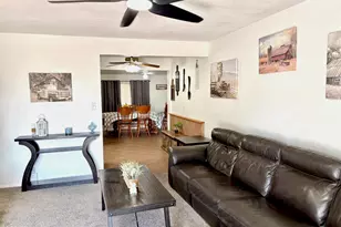 8211 N 8th Pl N, Phoenix, AZ 85020 - Photo 3