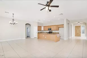 7402 N 84th Ave, Glendale, AZ 85305 - Photo 9