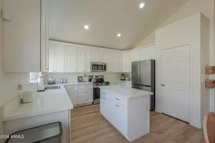 4266 E Millbrae Ln, Gilbert, AZ 85234 - Photo 15
