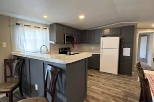 1213 W Welland Rd, Phoenix, AZ 85041 - Photo 9