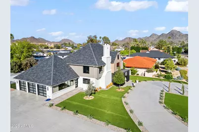 910 E Kaler Drive, Phoenix, AZ 85020 - Photo 1