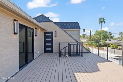 910 E Kaler Drive, Phoenix, AZ 85020 - Photo 27