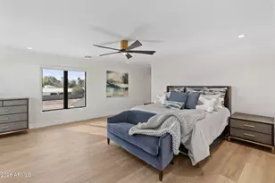 910 E Kaler Dr, Phoenix, AZ 85020 - Photo 25