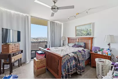 207 W Clarendon Avenue #C14, Phoenix, AZ 85013 - Photo 11