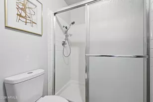 5525 E Thomas Rd, Phoenix, AZ 85018 - Photo 29