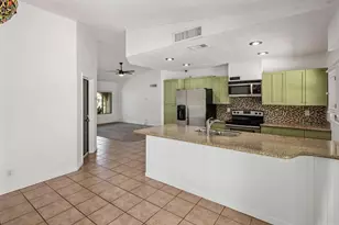 10625 E Becker Ln, Scottsdale, AZ 85259 - Photo 11