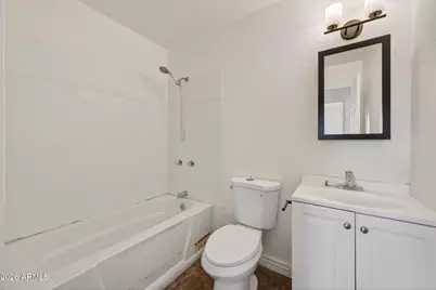 4721 W Roma Avenue, Phoenix, AZ 85031 - Photo 9