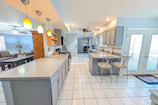 10214 W Clair Dr, Sun City, AZ 85351 - Photo 5