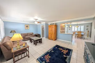 10214 W Clair Dr, Sun City, AZ 85351 - Photo 3