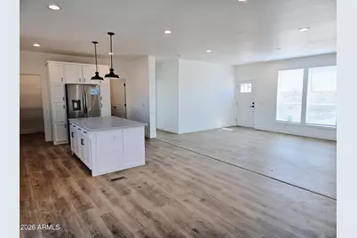 33016 W Cambridge Avenue, Tonopah, AZ 85354 - Photo 9