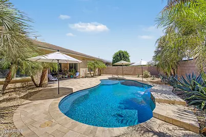 18471 W Paradise Lane, Surprise, AZ 85388 - Photo 43