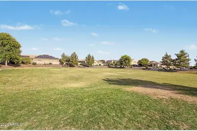 18471 W Paradise Lane, Surprise, AZ 85388 - Photo 79