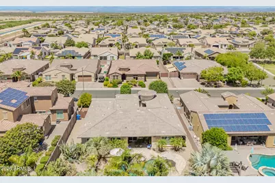 18471 W Paradise Lane, Surprise, AZ 85388 - Photo 55