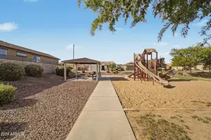 18471 W Paradise Ln, Surprise, AZ 85388 - Photo 77