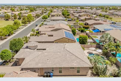 18471 W Paradise Lane, Surprise, AZ 85388 - Photo 57