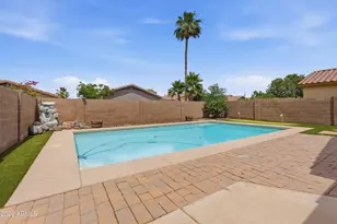 43708 W Bedford Dr, Maricopa, AZ 85138 - Photo 33