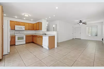 43708 W Bedford Drive, Maricopa, AZ 85138 - Photo 9