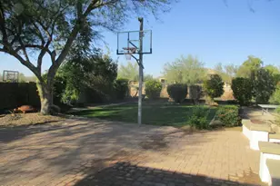 9246 W Molly Ln, Peoria, AZ 85383 - Photo 39