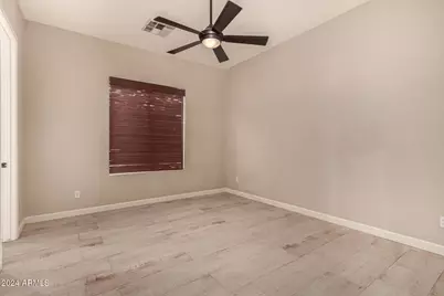 9246 W Molly Lane, Peoria, AZ 85383 - Photo 13