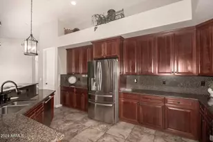 9246 W Molly Ln, Peoria, AZ 85383 - Photo 11