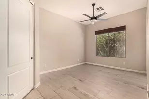 9246 W Molly Ln, Peoria, AZ 85383 - Photo 23