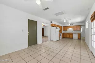 713 S Sycamore St, Mesa, AZ 85202 - Photo 9