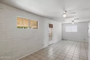 713 S Sycamore St, Mesa, AZ 85202 - Photo 7