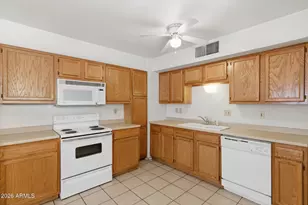 713 S Sycamore St, Mesa, AZ 85202 - Photo 11