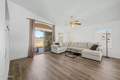 6906 W Phelps Road, Peoria, AZ 85382 - Photo 7