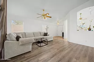 6906 W Phelps Rd, Peoria, AZ 85382 - Photo 9