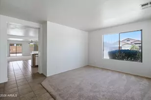 2933 W Maldonado Rd, Phoenix, AZ 85041 - Photo 17