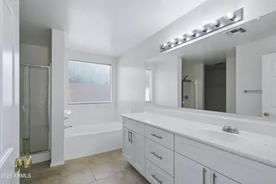 2933 W Maldonado Road, Phoenix, AZ 85041 - Photo 15