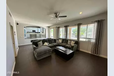 4831 E Robin Lane, Phoenix, AZ 85054 - Photo 5