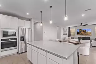 19210 W Solano Dr, Litchfield Park, AZ 85340 - Photo 9