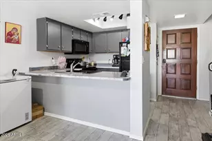 122 S Hardy Dr, Tempe, AZ 85281 - Photo 5