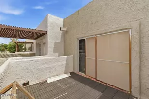 122 S Hardy Dr, Tempe, AZ 85281 - Photo 13