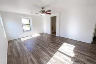 5865 E Holmes Ave, Mesa, AZ 85206 - Photo 13