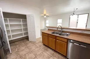5865 E Holmes Ave, Mesa, AZ 85206 - Photo 11
