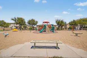 515 N Citrus Ln, Gilbert, AZ 85234 - Photo 25