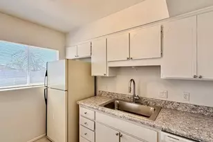 12602 N 21st Ave, Phoenix, AZ 85029 - Photo 27