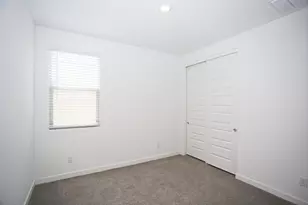 2250 E Kelly Dr, Gilbert, AZ 85298 - Photo 19