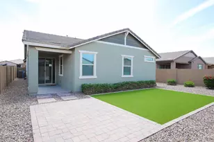 2250 E Kelly Dr, Gilbert, AZ 85298 - Photo 33