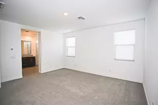 2250 E Kelly Dr, Gilbert, AZ 85298 - Photo 25