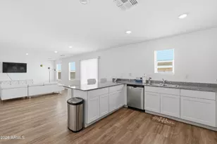 15610 S Moon Valley Rd, Arizona City, AZ 85123 - Photo 13