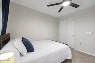 23528 N El Frio Ct, Sun City, AZ 85373 - Photo 17