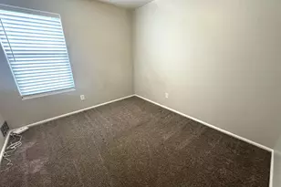 1345 W Corriente Dr, San Tan Valley, AZ 85143 - Photo 13