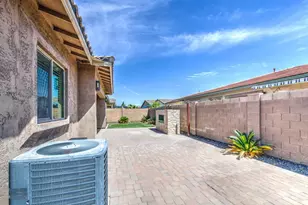 22689 E Munoz St, Queen Creek, AZ 85142 - Photo 9