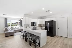 1934 W Kristal Way, Phoenix, AZ 85027 - Photo 5