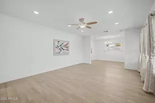 532 E Cheery Lynn Rd, Phoenix, AZ 85012 - Photo 11